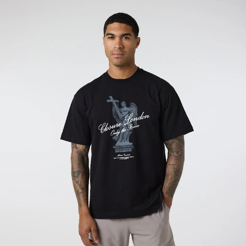 Closure Statue T-Shirt | Black