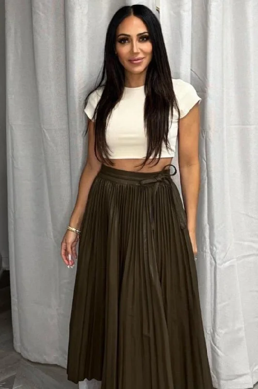 CHOCOLATE PLEATED LONG SKIRT